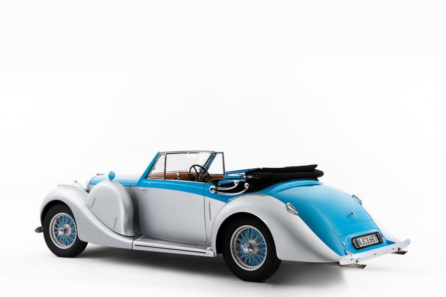  Lagonda V12 Rapide Drophead Coupe 1938 года  (фото 18 из 33)